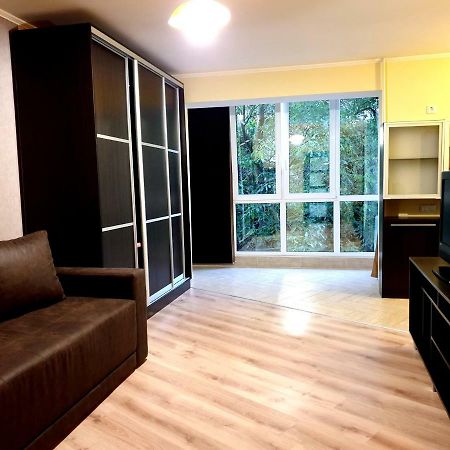 90-Avenue Apartments تشيرنيفتسي المظهر الخارجي الصورة