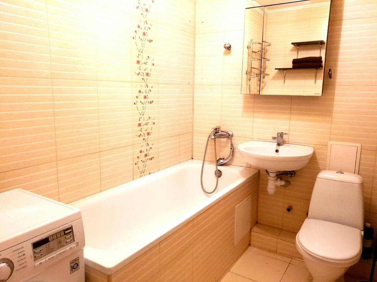 90-Avenue Apartments تشيرنيفتسي المظهر الخارجي الصورة