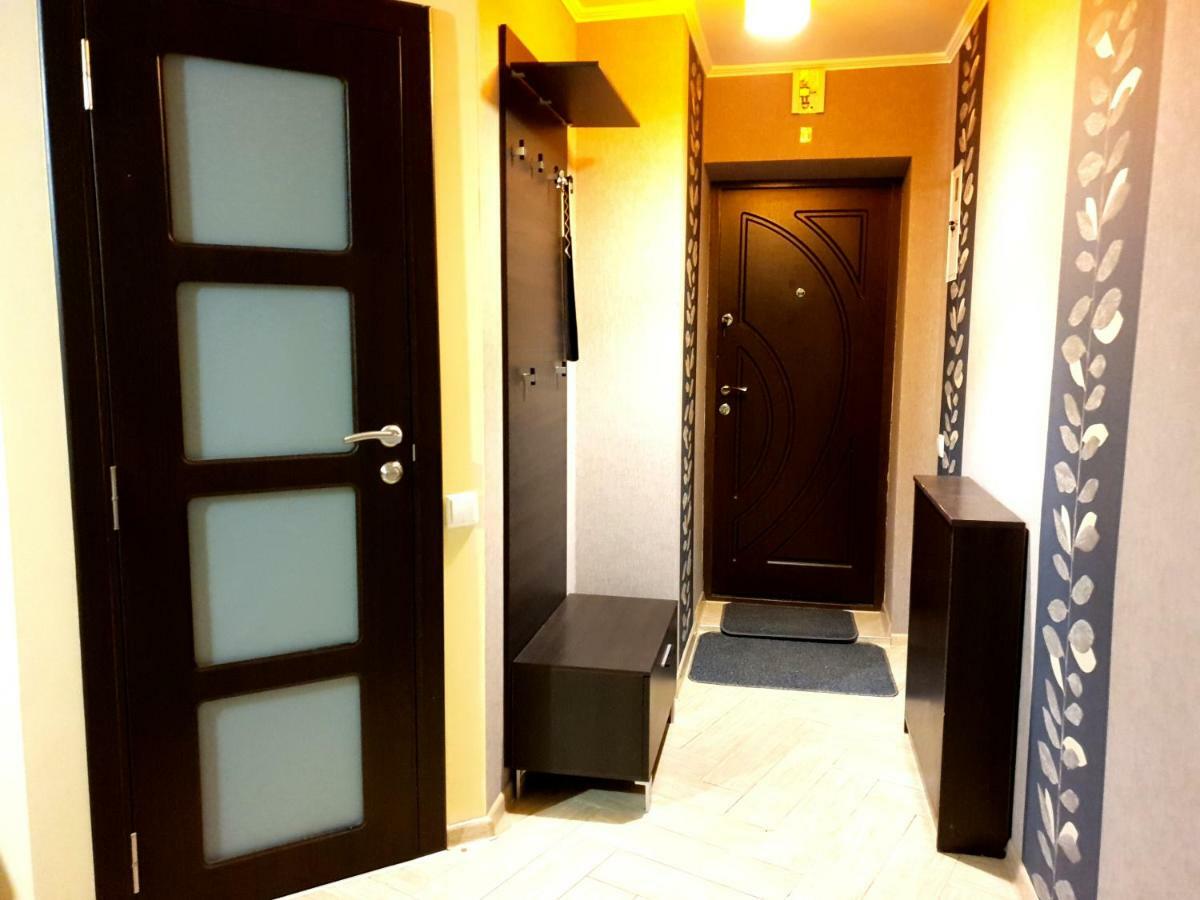 90-Avenue Apartments تشيرنيفتسي المظهر الخارجي الصورة